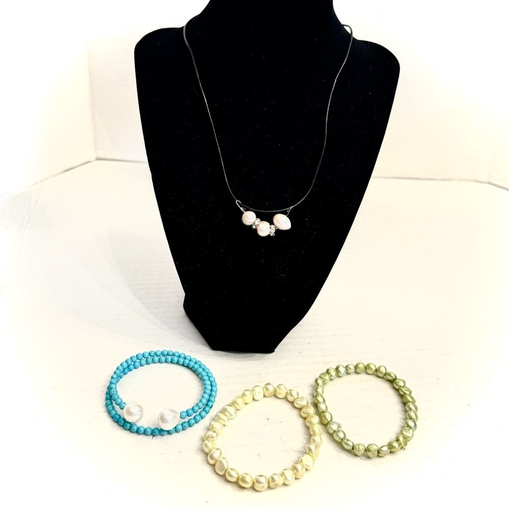 4 Pc Jewelry Lot Turquoise and Fresh Water Pearls Necklace and Bracelets